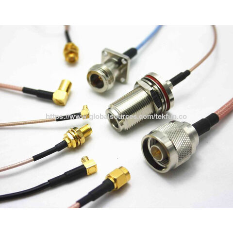 SMA-Buchse für Leiterplattenmontage, R/A-Stecker, Lötanschluss SMT SMD, rechtwinklige Bauform, Durchgangsbohrung 50 Ohm, weiblicher SMA-4-Pin-Leiterplattenstecker