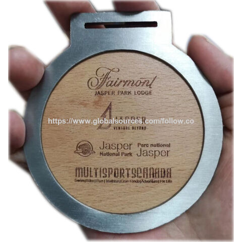 Médaille de Métal Semi-Marathon avec Autocollant en Bois de Hêtre pour Finisseurs Canadiens de Jasper