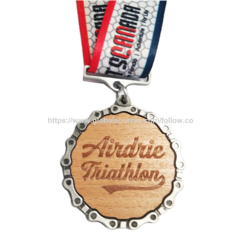 Médaille de Métal Semi-Marathon avec Autocollant en Bois de Hêtre pour Finisseurs Canadiens de Jasper