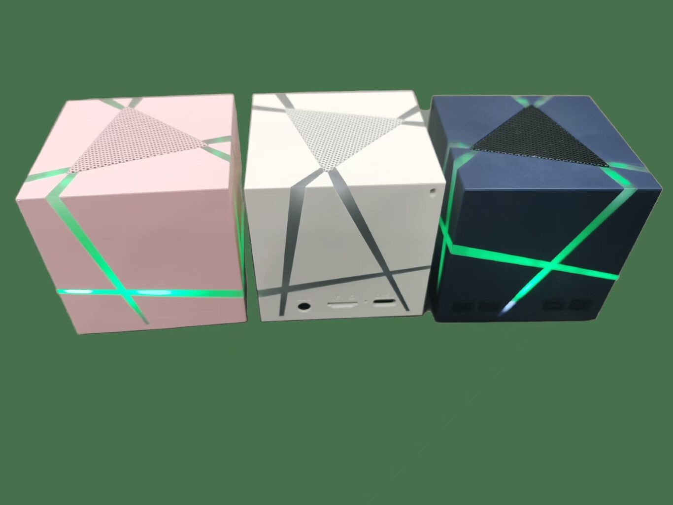 Hot Selling Portable Mini Rgb Cube Wireless Magic Bluetooth Speaker ...