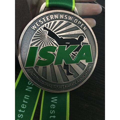 Hersteller Großhandel kundenspezifische hochwertige Laufmedaillen Trophäen Sportmedaillen mit Schlüsselbändern kundenspezifische Medaille