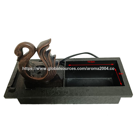 Décoration d'intérieur unique Mini pot de jardin multifonction avec pompe de fontaine LED pour ornement de table