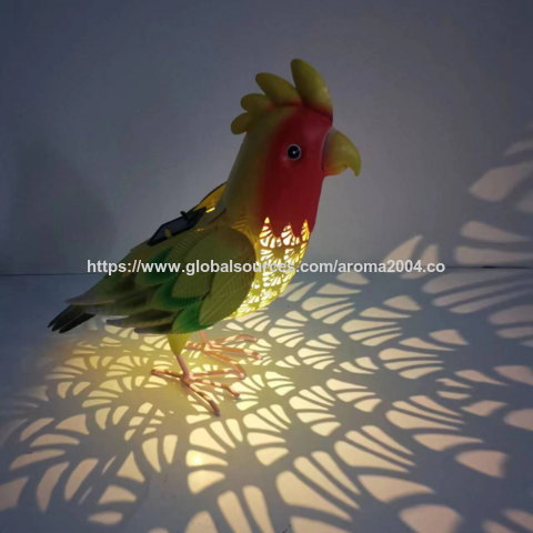 Estatua de pájaro de metal a precio de fábrica, luz nocturna solar para exteriores, decoración de jardín para patio, adorno de césped para exteriores