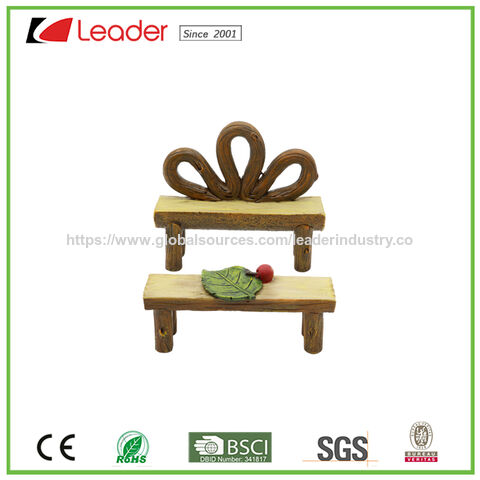 Table de jardin de fées et deux chaises en résine aspect bois, Kit de maison de poupée miniature pour jardin de fées