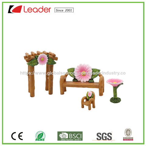 Table de jardin de fées et deux chaises en résine aspect bois, Kit de maison de poupée miniature pour jardin de fées