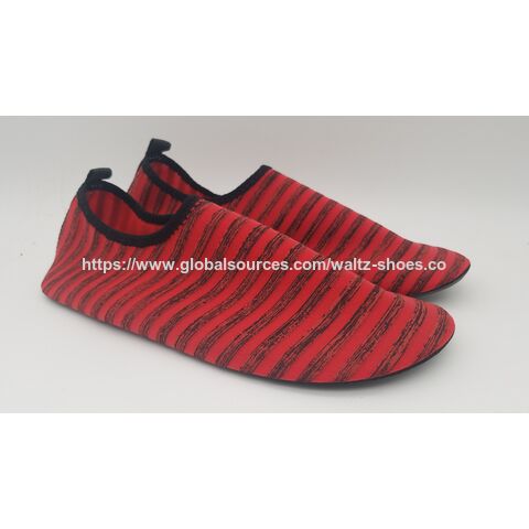 Vente chaude 2024 Unisexe Sèche Rapide Sports Aqua Bord de Mer Chaussures Plage Surf Pantoufles Chaussures d'eau