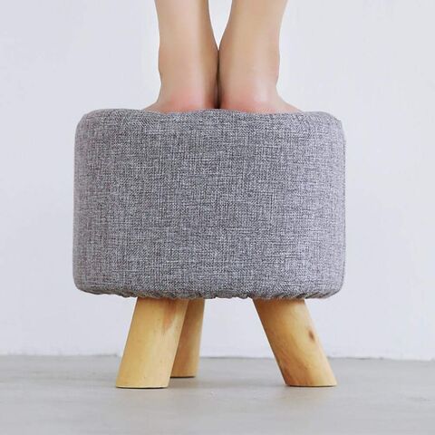 Direkt vom Hersteller: Hocker mit Holzbeinen und runder Fußstütze für Homeoffice