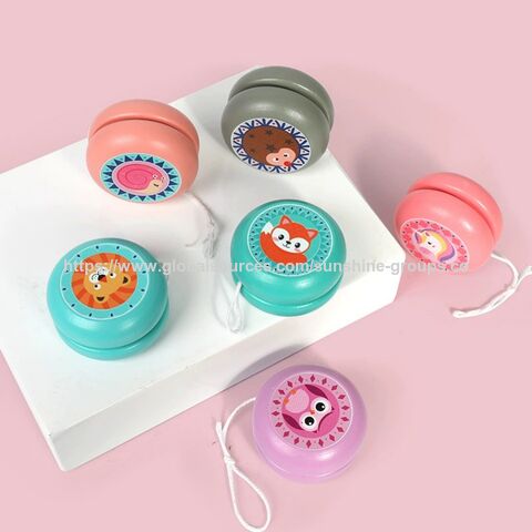 Yo-yo en bois avec motif de dessin animé pour garçons et filles, cadeau, jouet pour enfants, prix d'école primaire - Vente en gros
