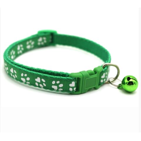 Coleira ajustável de nylon para animais de estimação com sino e fivela de liberação rápida para gatos e cães pequenos. Ideal para atacadistas e distribuidores.