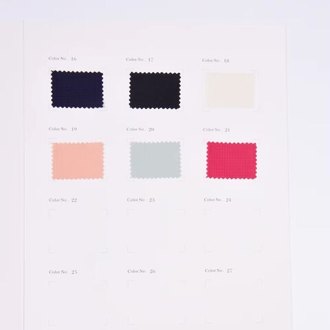 20D Nylon Atmungsaktives Mesh-Gewebe 39GSM 145cm UPF50+ Kühlender Griff Leichtes Anti-UV-Gewebe Jacke 100% Nylon