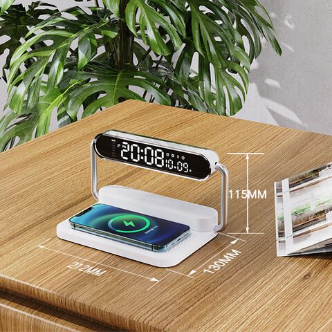 Cargador Inalámbrico Rápido 4 en 1 con Luces Nocturnas Coloridas, Altavoz Bluetooth y Alarma de Reloj - Carga Rápida Qi para Dispositivos Móviles