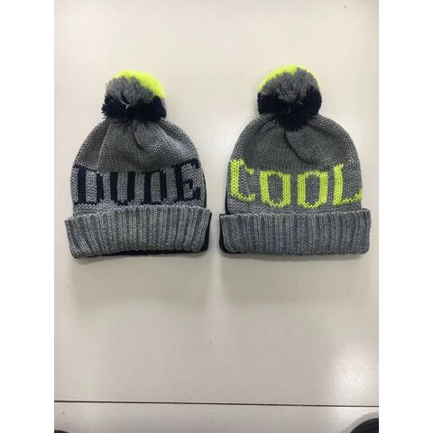Gorro de Invierno de Jacquard Acrílico al por Mayor con Borla, Logotipo Bordado Personalizado y Forro Polar - Gorro de Punto con Dobladillo