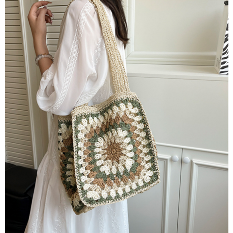 Sac Ethnique en Paille Tressée - Grand Sac à Bandoulière Crocheté pour Femme, Sac Boho Artisanal avec Texture Premium