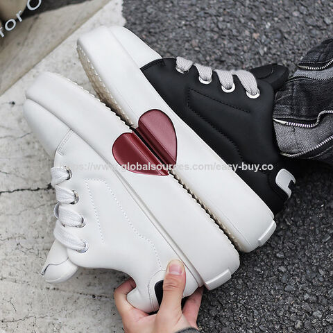Chaussures à Talons Compensés pour Hommes, Chaussures Tendance pour Couples, Chaussures Décontractées Polyvalentes pour Hommes à Semelle Épaisse, Baskets Blanches Sportives à la Mode