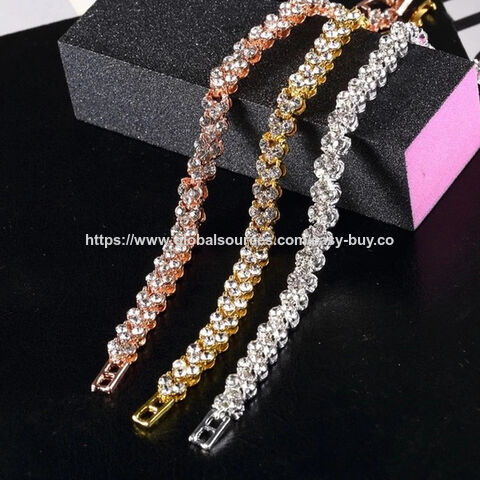 Pulsera de cristal de diamante 'Love' estilo romano para mujer, de lujo ligero y nicho, con un toque de alta gama para el verano