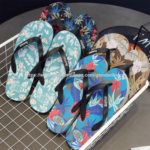 Zapatillas modernas, diseño de empeine a la moda, suela antideslizante, varios estilos disponibles.