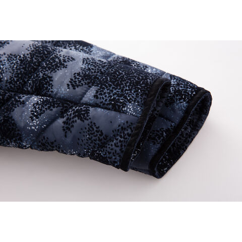 ODM/OEM modischer, gepolsterter Damenmantel, Stoffblumenstapelbeschichtung, Flockbeschichtung, warmer Mantel für Winter und Herbst