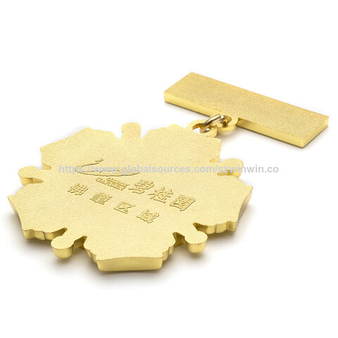 Médaille de sport personnalisée en métal 3D en alliage de zinc vierge et or pour marathon, vente en gros