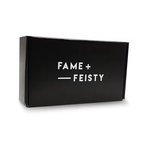 Cajas de cartón negro reciclado con logotipo personalizado para envío de ropa de alta calidad - Embalaje de papel personalizado para envíos de moda