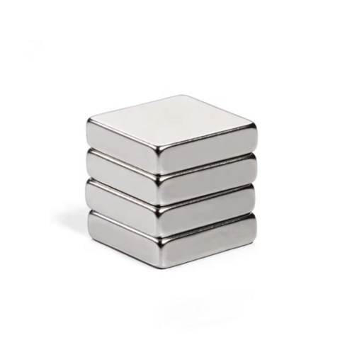 Vente en gros Aimants en Néodyme de Terres Rares N52 très demandés 3x3x3mm 10x10x10mm 5x5x5mm Aimant Cube Carré Matériau de Construction Solide