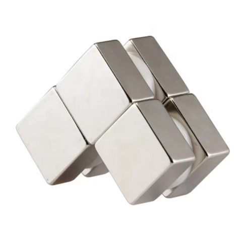 Vente en gros Aimants en Néodyme de Terres Rares N52 très demandés 3x3x3mm 10x10x10mm 5x5x5mm Aimant Cube Carré Matériau de Construction Solide