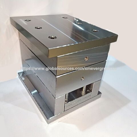 Molde de plástico para botellas
