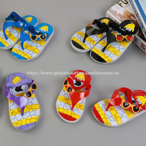 Sandales de plage antidérapantes pour enfants avec motif de dessin animé coloré et semelle épaisse