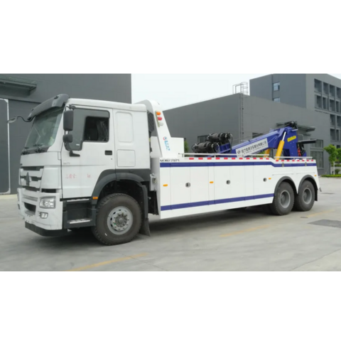 HOWO 6X4 Schwerlast-Kranwagen mit integriertem Abschleppwagen und 20-50T Kapazität für die Bergung von Schwerfahrzeugen und Hilfe bei Autobahnunfällen