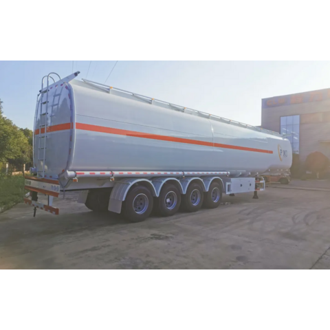 Camion-citerne semi-remorque robuste et fiable avec une capacité de 40 à 45 CBM pour le transport de pétrole, d'huile et de carburant diesel