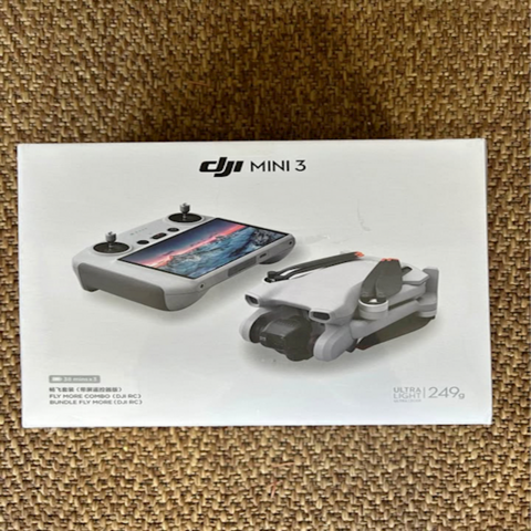 طائرة DJI Mini 3 Fly More Combo مع جهاز التحكم عن بعد DJI RC بسعر المصنع - طائرة DJI Mini 3 كاميرا 4K مع جهاز التحكم عن بعد DJI RC - طائرة DJI Mini 3 المدمجة