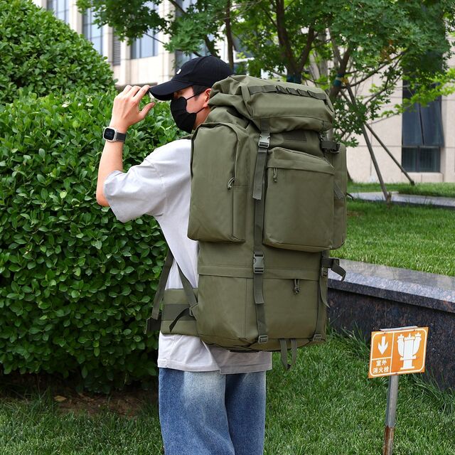 Sac à dos de randonnée de grande capacité avec cadre en forme de U, sac tactique pour les voyages de loisirs en plein air et le trekking.