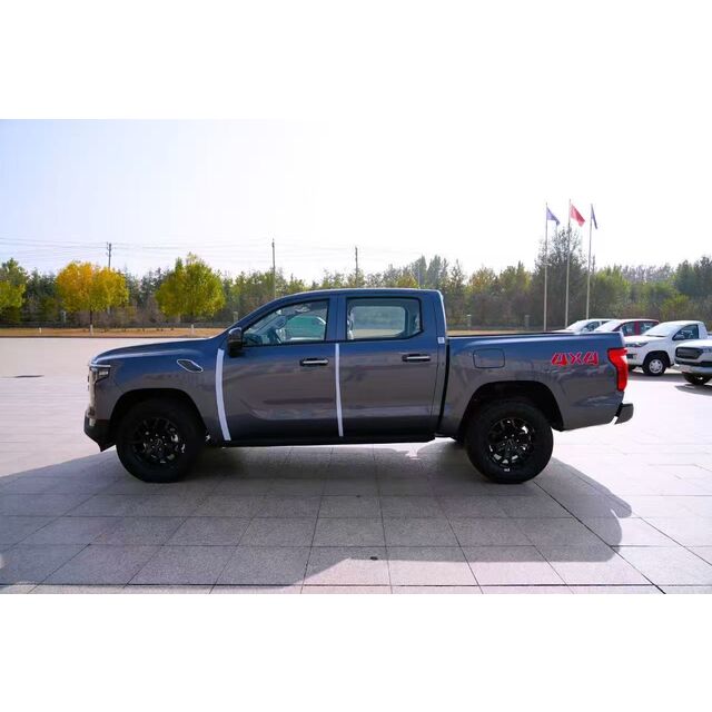 Pickup Tunland G7 à Volant Gauche, 4x4 et Transmission Manuelle Essence - Meilleures Ventes
