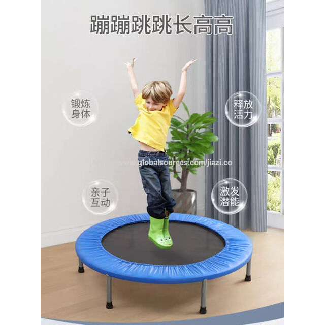 Camas Elásticas: Trampolins duráveis para diversão ao ar livre. Ideais para parques, centros de lazer e uso doméstico.