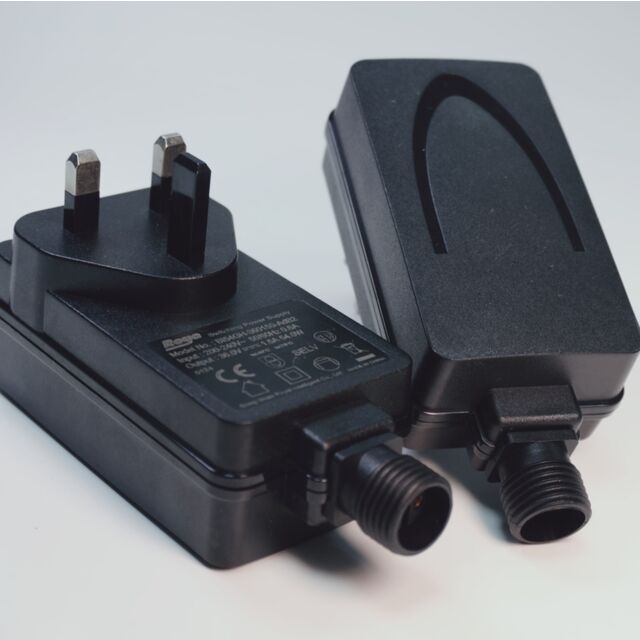 Adaptador de corriente profesional IP44 a prueba de agua 12W venta al por mayor fuente de alimentación 12V1A 24V0.5A para tira de luces, luces de fiesta