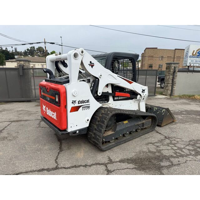 Best Selling E26 Bobcat Mini Excavator / Bobcat E19 Mini Excavator For Sale