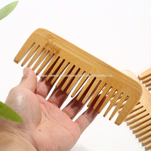 Großhandel Bambus Kamm mit breiten Zinken, günstige Haarbürsten Kämme Antistatisch Lockiges Haar zum Glätten Massieren