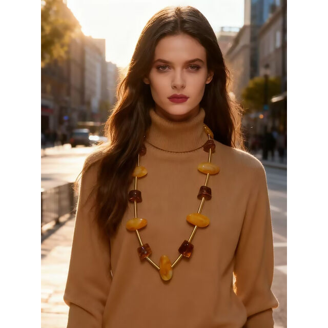 SISSLIA Élégant Collier Long Rétro en Résine Ambre, Bijoux Géométriques Perlés Faits Main pour Femmes, Accessoire de Déclaration Vintage Artistique
