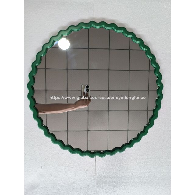 Spiegel auf Spiegel, MDF-Rahmen mit Spiegelstreifen