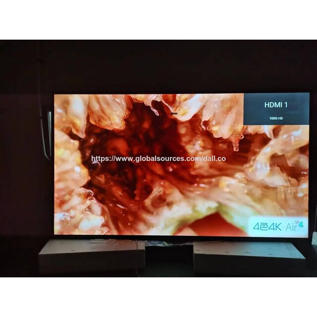 سعر المصنع تلفزيون UHD مقاس 60 بوصة مع مساعد جوجل، DTMB DVB-T2 S2 ISDB-T ATSC مخصص، شهادات CE FCC إلخ. يمكن استخدامه كشاشة كبيرة