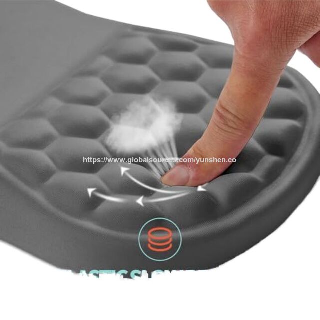 Alfombrilla de mesa ergonómica de espuma viscoelástica personalizada con gel para aliviar el dolor del túnel carpiano, protuberancia de masaje y diseño de gel de memoria completa 2 en 1