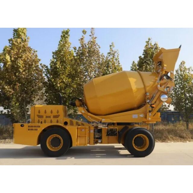 SLM4000S 4 Kubikmeter Selbstladender Betonmischer LKW mit Hydraulik-Trichter für Betonmischung im Straßenbau