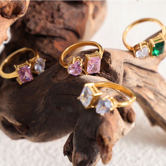 Minimalistischer Ring mit farbigem Zirkon, leichter Luxus, offener Ring aus Edelstahl, vergoldet, kreativ, vielseitig