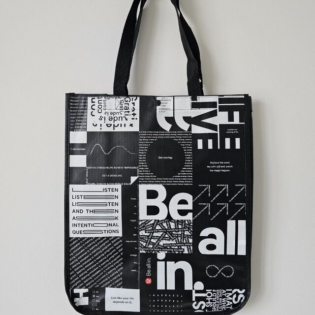Sacs fourre-tout tissés en PP à coins arrondis de nouveau style, sacs en polypropylène résistants, emballage personnalisé réutilisable, durable et écologique pour le riz