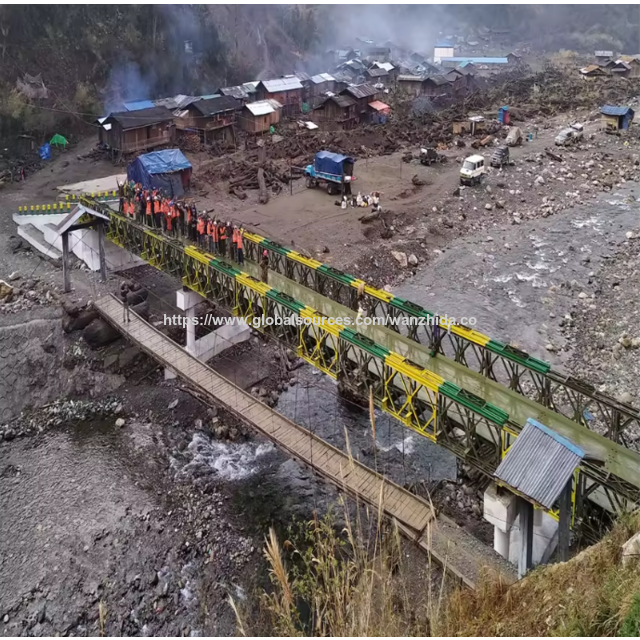 Stahlkonstruktion Bogenbrücke aus China mit niedrigen Kosten - Professionelle Fertigung und Installation