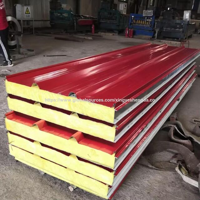 Panneaux Muraux Extérieurs Préfabriqués Isolants de Style Industriel, Ignifuges, Écologiques, Imperméables, Personnalisables avec Noyau PU et Revêtement en Aluminium pour Bâtiments Industriels