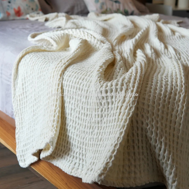 Couverture à Motif Gaufre en Coton Ivoire Personnalisée au Prix d'Usine, 127x178 cm - Respirante & Fabriquée en OEM/ODM pour Canapé, Sofa & Lit