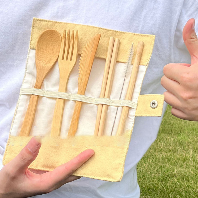 Zuverlässiges, hochwertiges, multifunktionales, umweltfreundliches Großhandels-Besteckset mit Canvas-Tasche, Holzlöffel, Messer und Gabel für Reisen