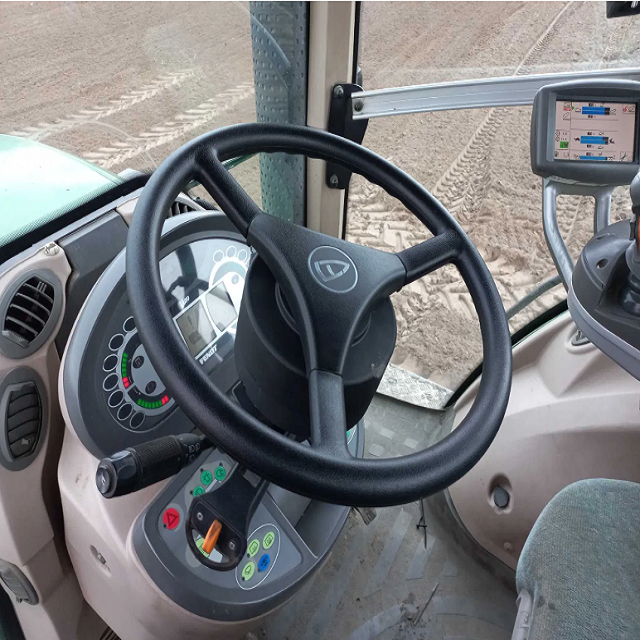 Compre o kit de direção automática GPS RTK FJ para trator com precisão avançada e entrega rápida, oferecendo orientação de qualidade premium