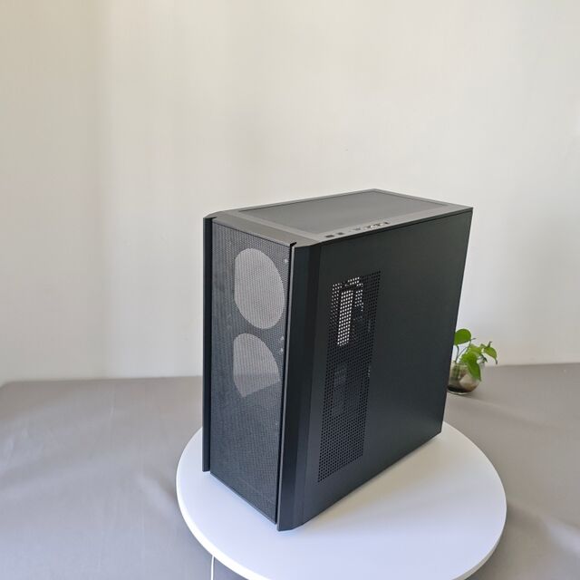 REKNOW Großhandel Direkt Metall RGB Gaming Computer Tower Langes GPU Micro ATX Gamer PC Gehäuse mit Glas Seitenteil für Desktop PC