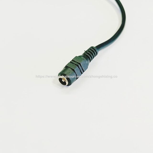Venta directa de fábrica: cable de extensión de alimentación DC, 1 conector hembra a 2 conectores macho 5.5*2.1, cable divisor de corriente DC